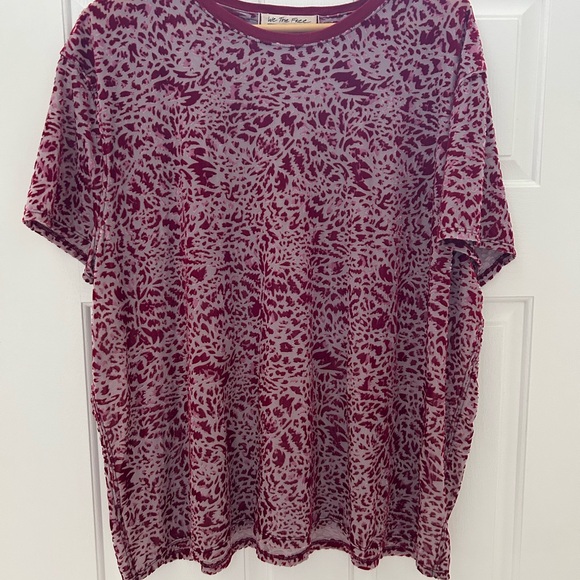 Free People Soft Sheer Size M Velvet Berry Burnout Teddy Tee Grunge - Picture 1 of 3